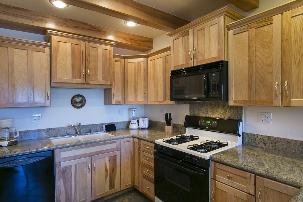 Mammoth Village Properties By 101 Great Escapes Mammoth Lakes Camera foto